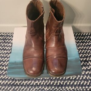 Elegant Brown Leather Men's Boots